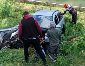Read more about the article Coliziune între două mașini, azi, în Măcin – ambii șoferi răniți
