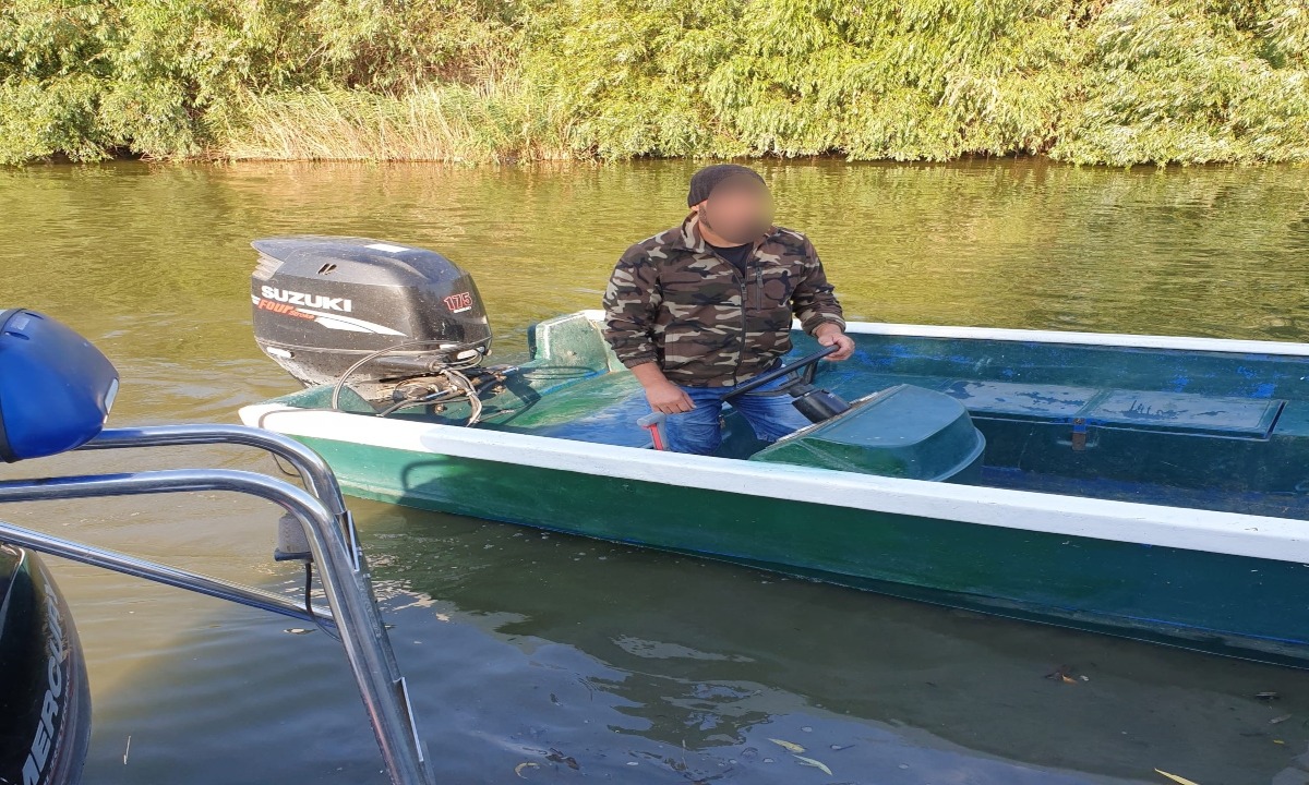 Braconieri prinși pe lacul Golovița, zonă strict protejată