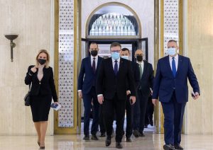 Primele măsuri ale Guvernului Ciucă: se instituie Cancelaria prim-ministrului, două noi ministere, o nouă instituție publică și se reiau angajările la stat