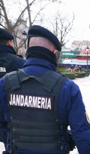 Read more about the article Jandarmii tulceni sunt la datorie pentru ca noi să avem sărbători în siguranță