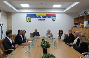 Hub-ul Umanitar de la Tulcea a înregistrat un progres rapid – peste 310 TIR-uri cu ajutoare au fost trimise în Ucraina până în prezent