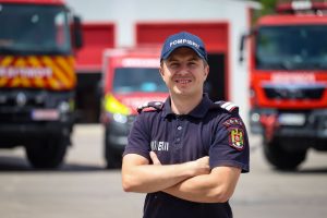 Read more about the article Pompierii tulceni au nevoie de șoferi tineri pentru autospeciale