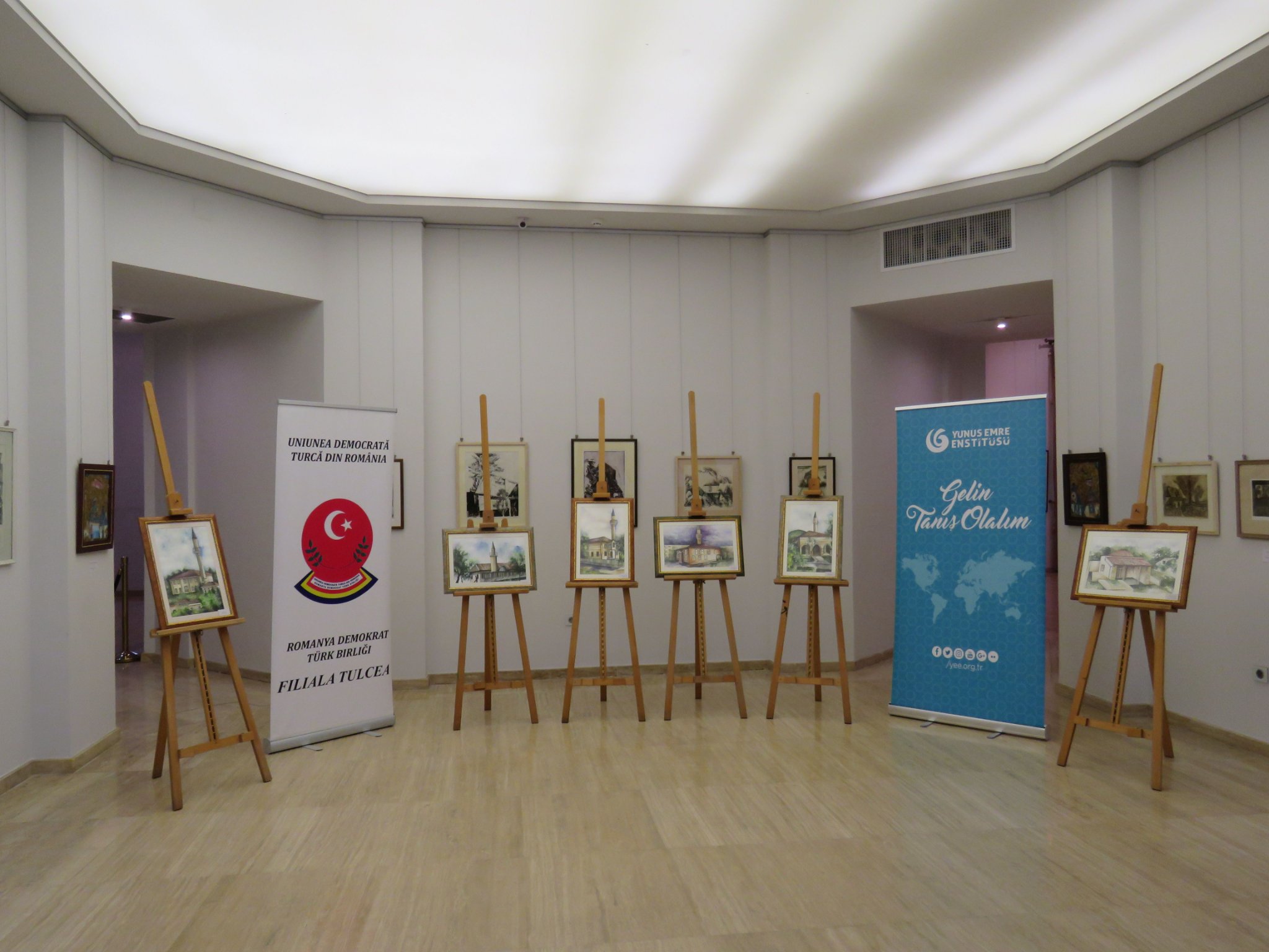 Expoziția „Urme ale istoriei turce“ a fost lansată azi la Muzeul de Artă Tulcea