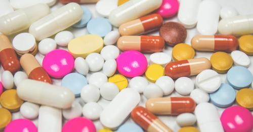 Peste 3000 de medicamente generice, cu prețuri mai mici, au dispărut de pe piață în ultimii ani
