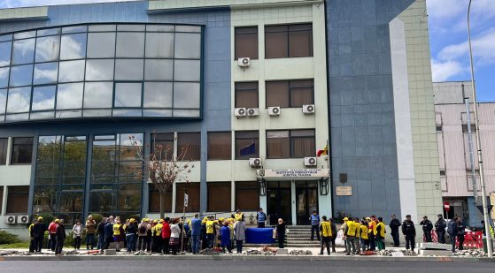 Radio D Protest educatie sindicalisti Spiru Haret la Tulcea