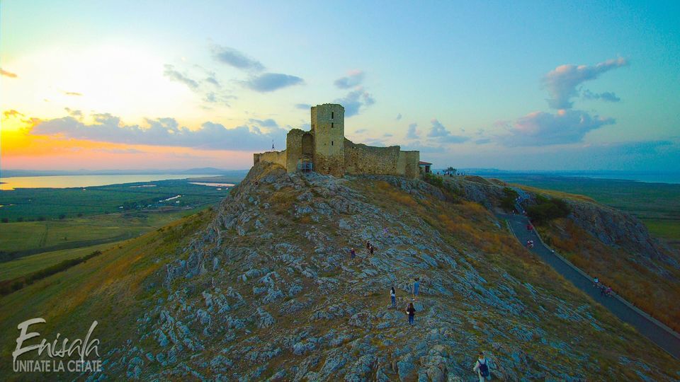 Și în acest an, în luna august, singura cetate medievală din Dobrogea de Nord va fi în centrul atenției